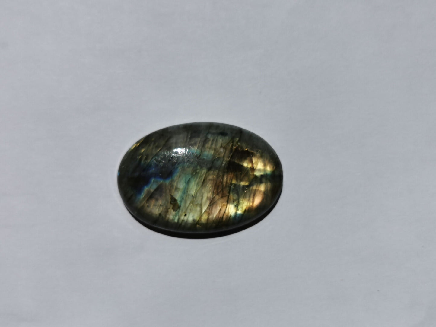 Labradorite taglio ovale cabochon 81,84 ct