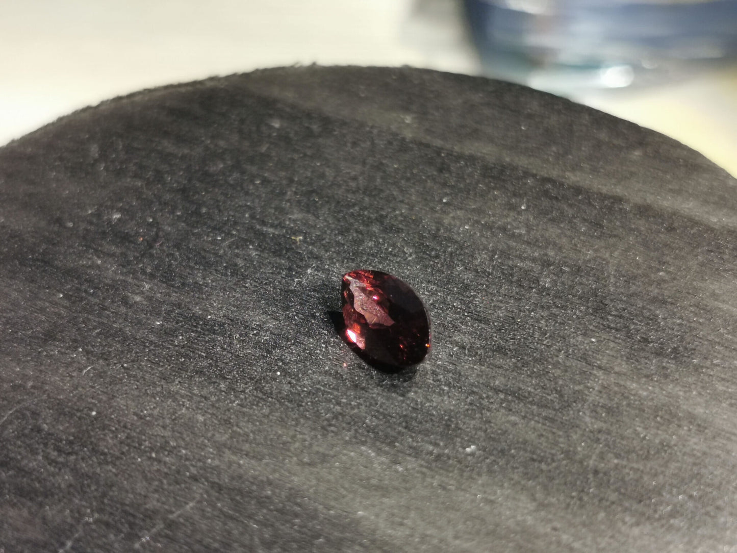 Granato Rodolite taglio marquise 1,81 ct