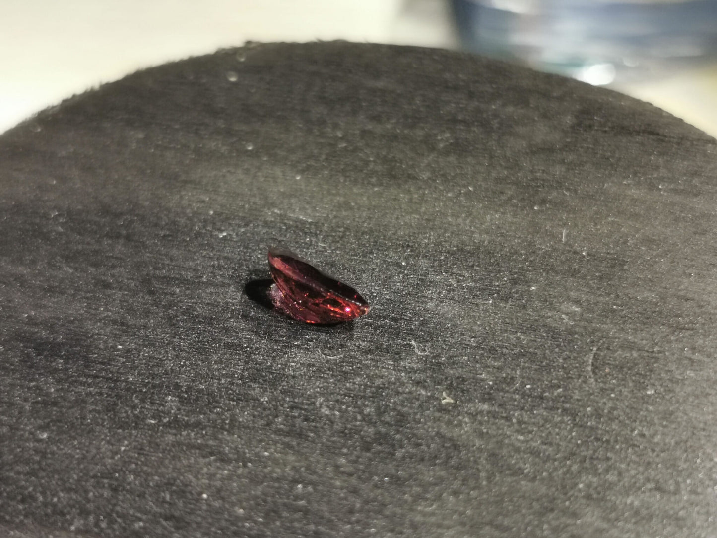 Granato Rodolite taglio marquise 1,81 ct