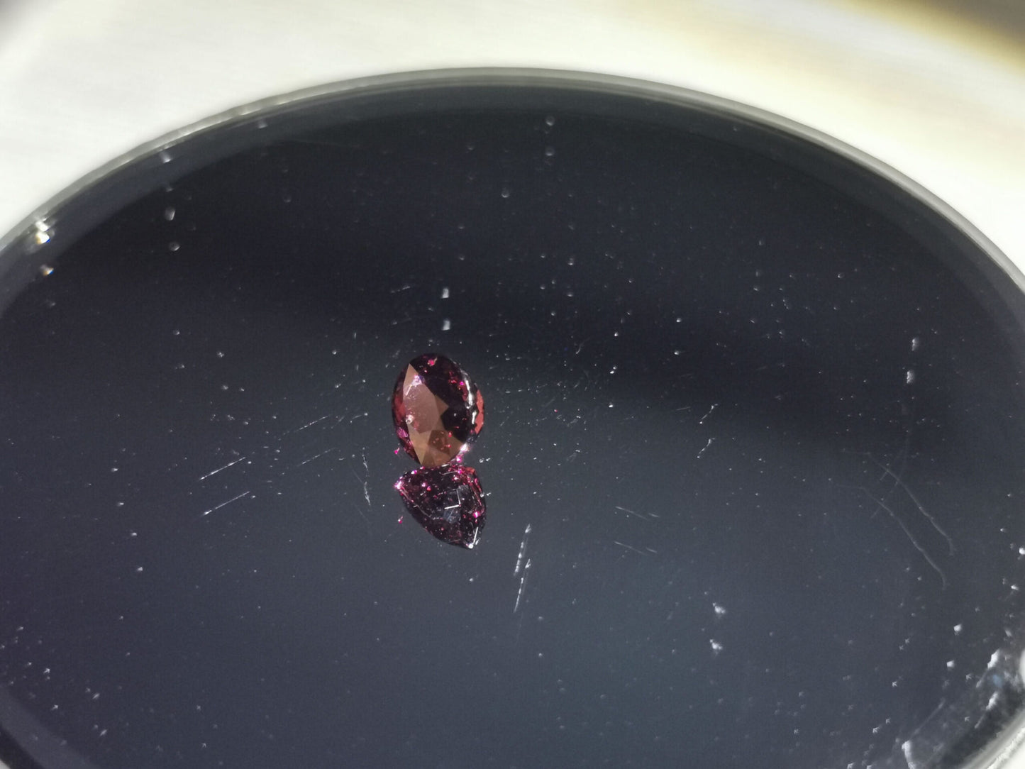 Granato Rodolite taglio ovale 1,71 ct