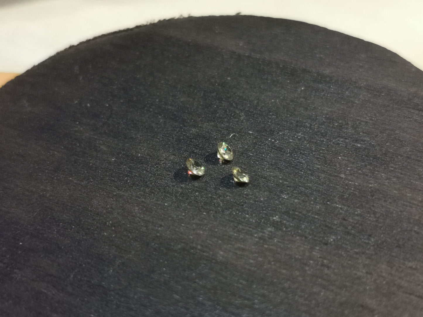 Lotto di tre Granati Demantoide taglio rotondo 0,35 ct