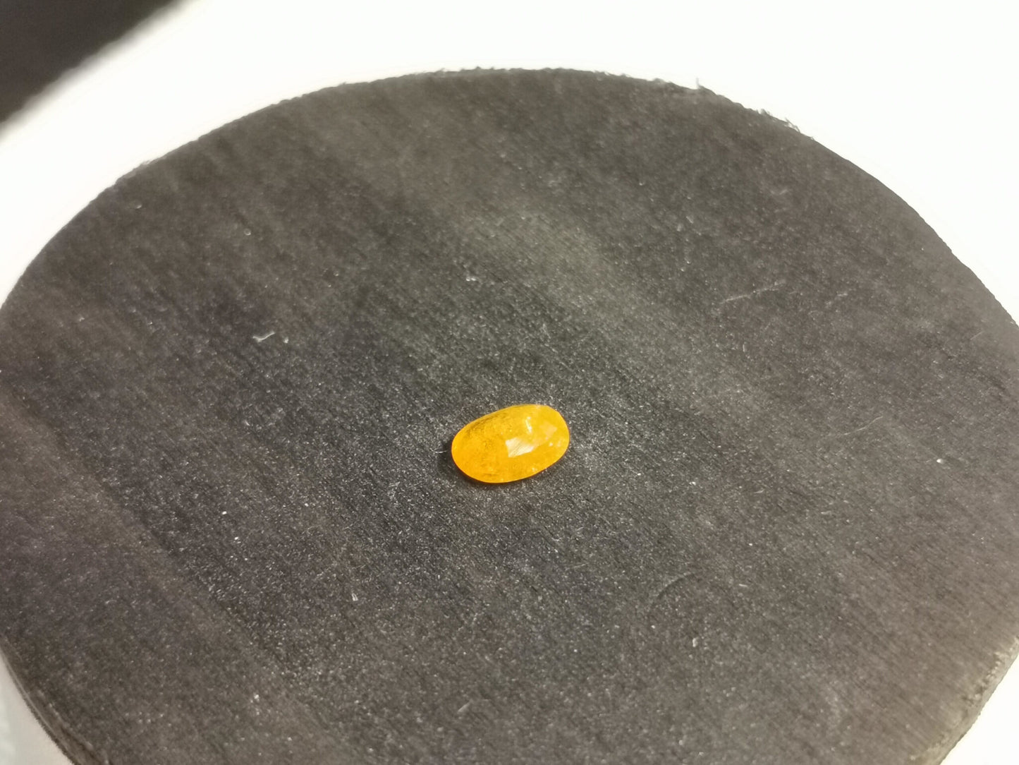 Granato Spessartina taglio ovale 1,61 ct