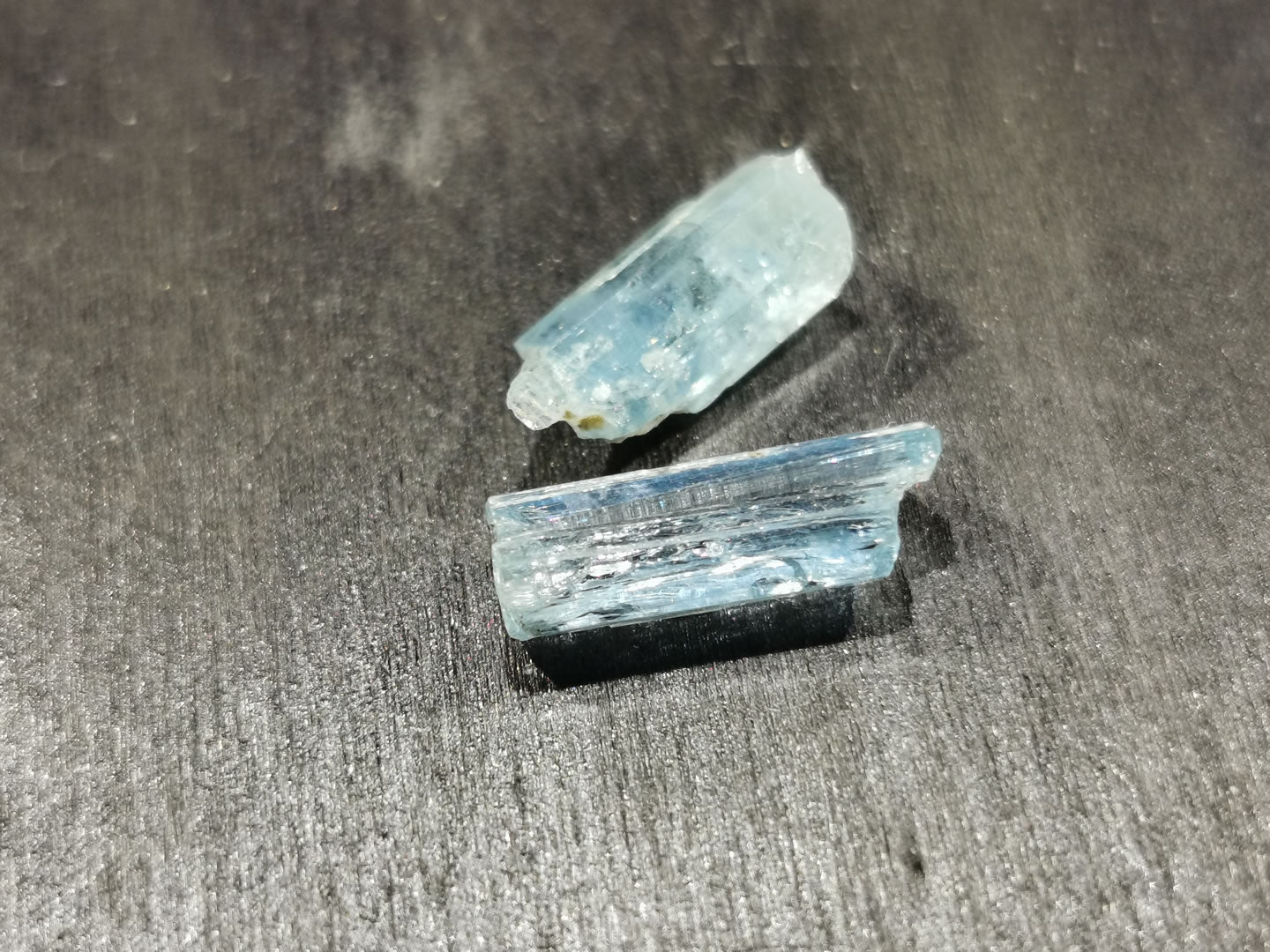 Coppia di Acquamarine grezze 6,50 ct