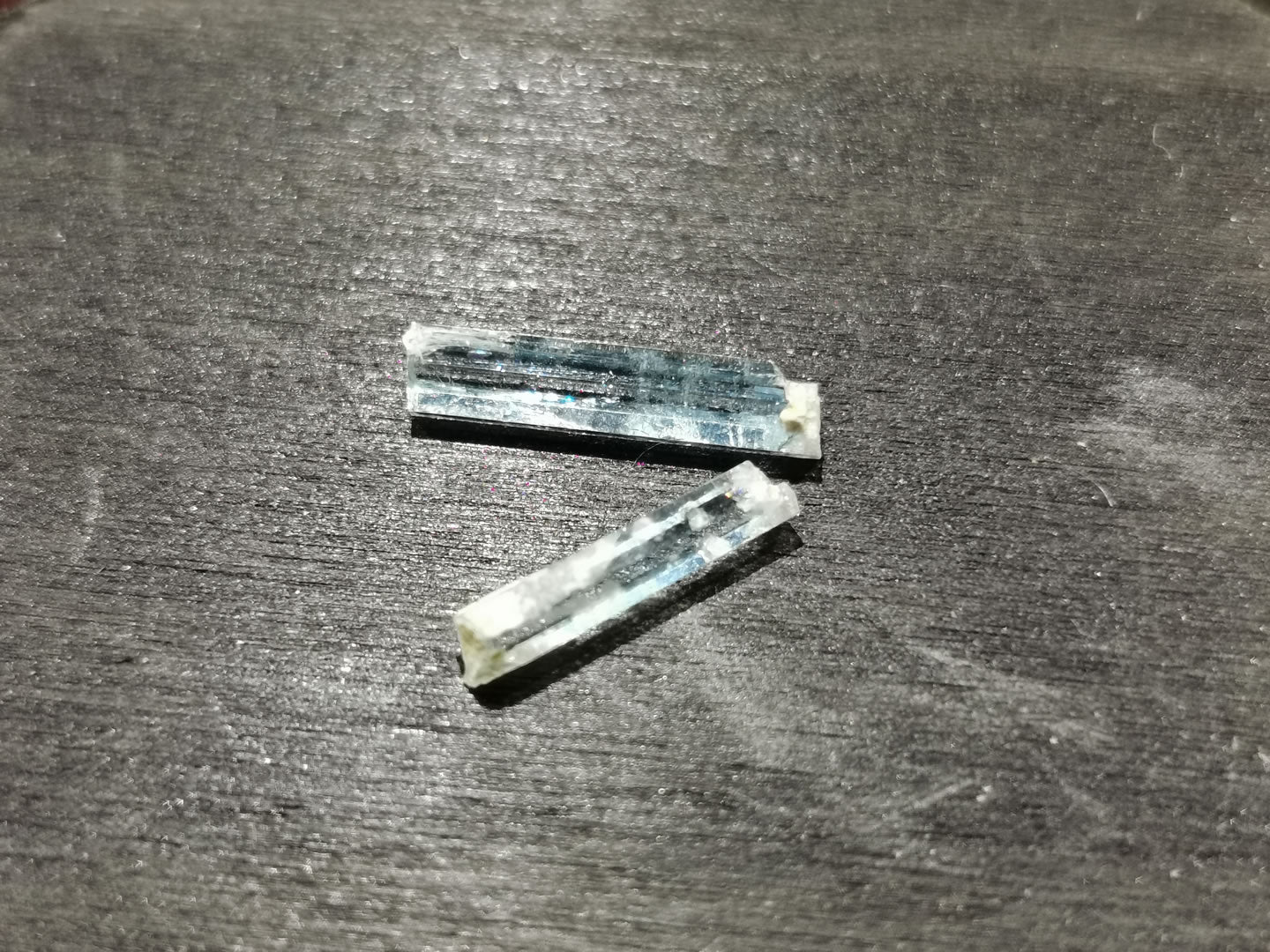 Coppia di Acquamarine grezze 2,09 ct