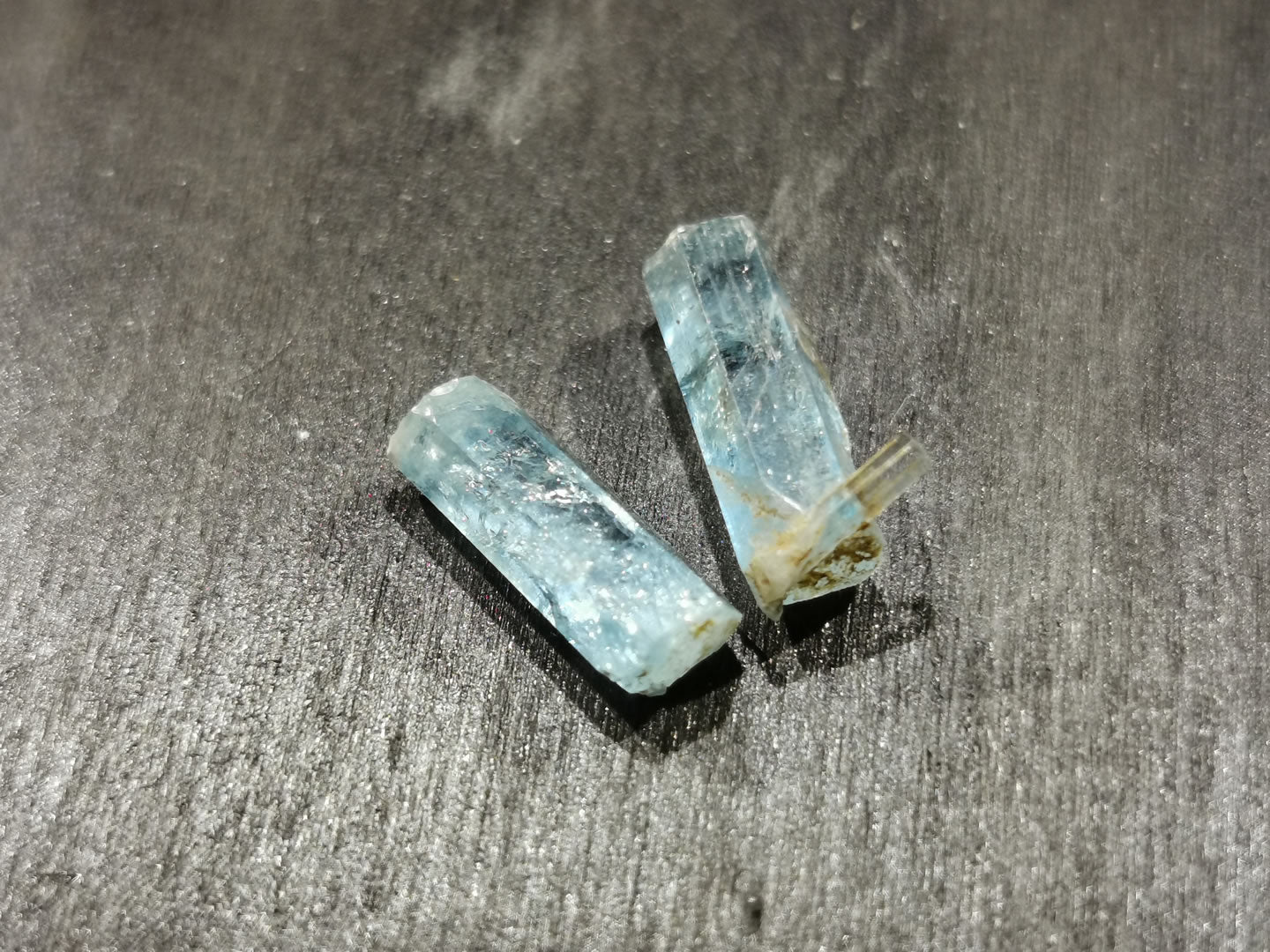Coppia di Acquamarine grezze 5,92 ct