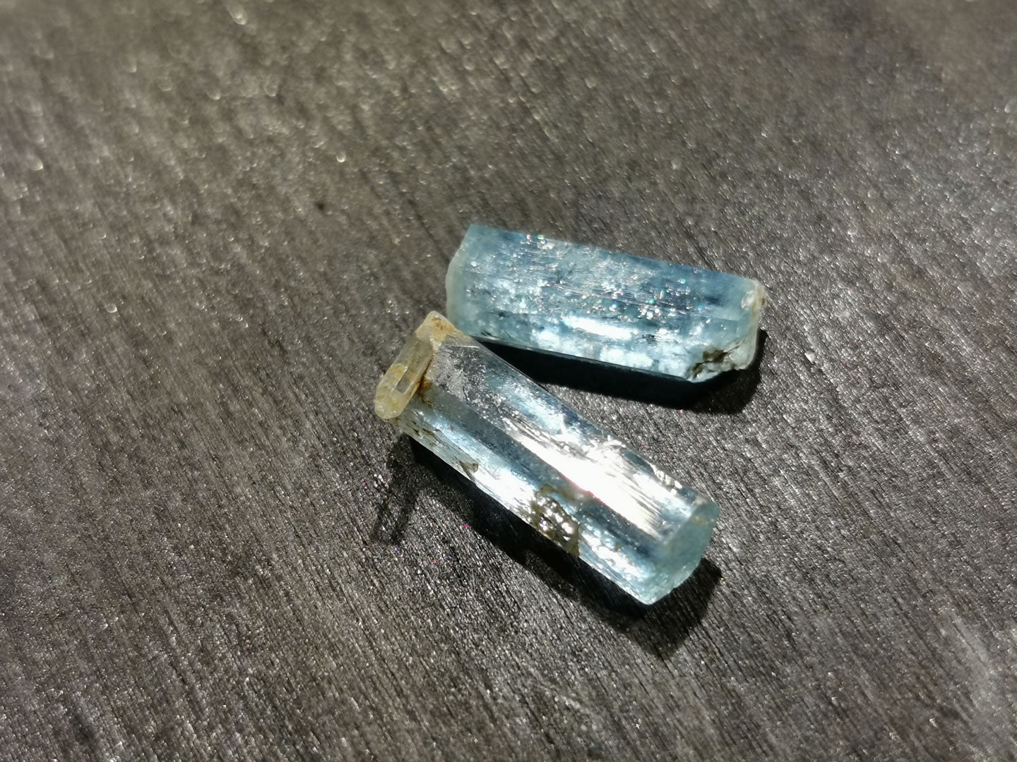 Coppia di Acquamarine grezze 5,92 ct