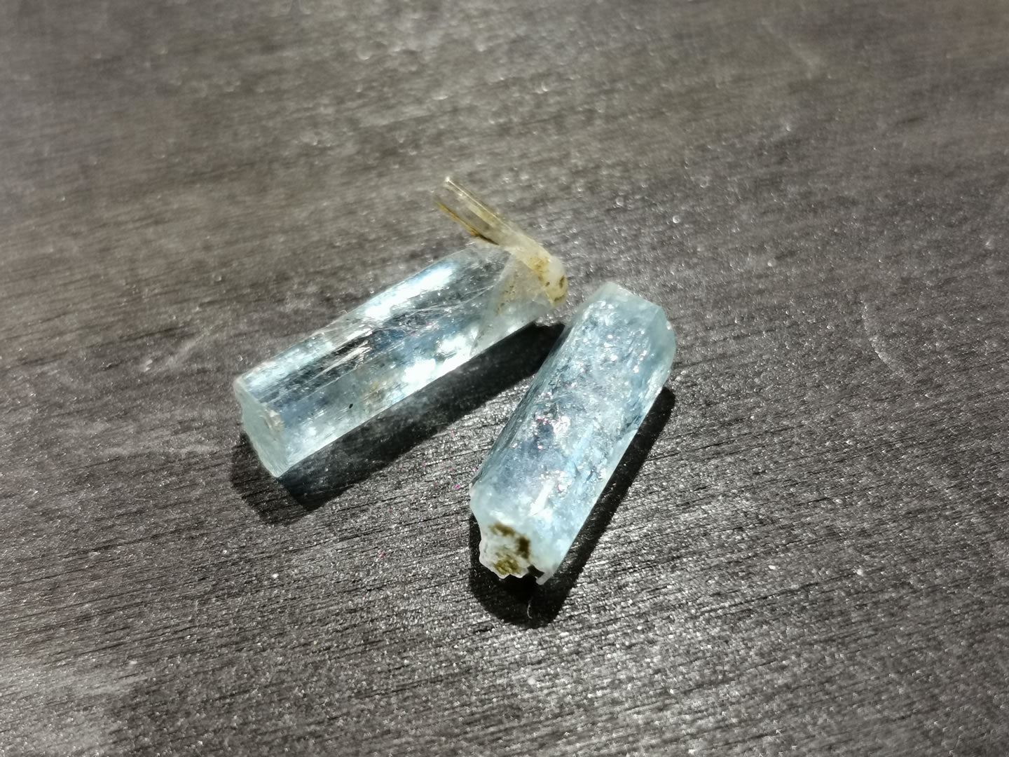 Coppia di Acquamarine grezze 5,92 ct