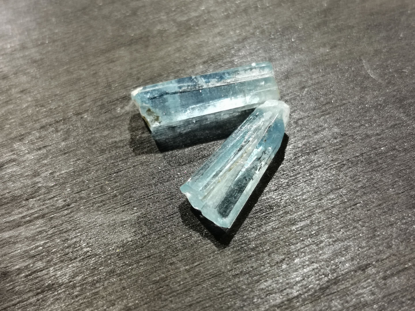 Coppia di Acquamarine grezze 9,08 ct