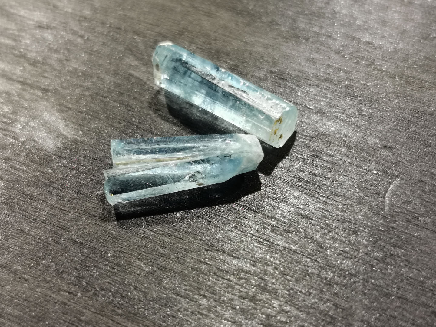 Coppia di Acquamarine grezze 9,08 ct