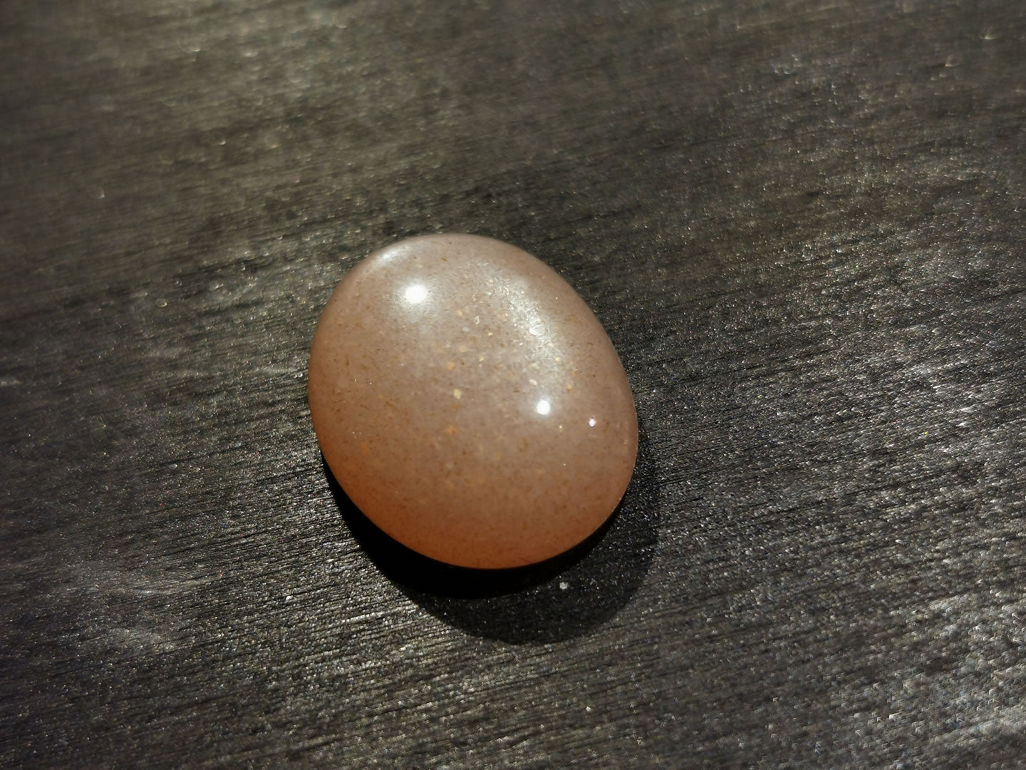Pietra di Sole taglio ovale cabochon 11,31 ct
