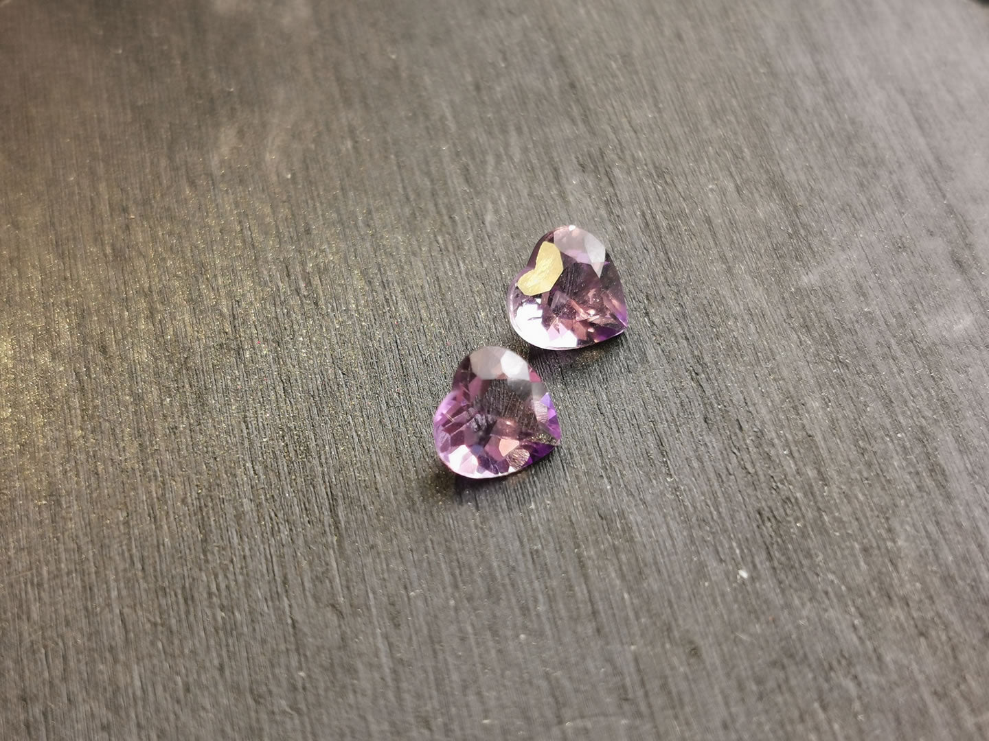 Coppia di Ametiste taglio cuore 1,35 ct