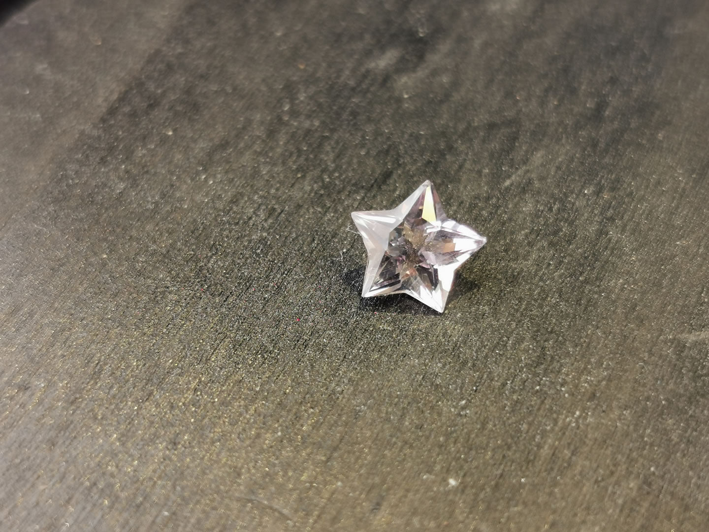 Ametrino taglio stella 1,08 ct