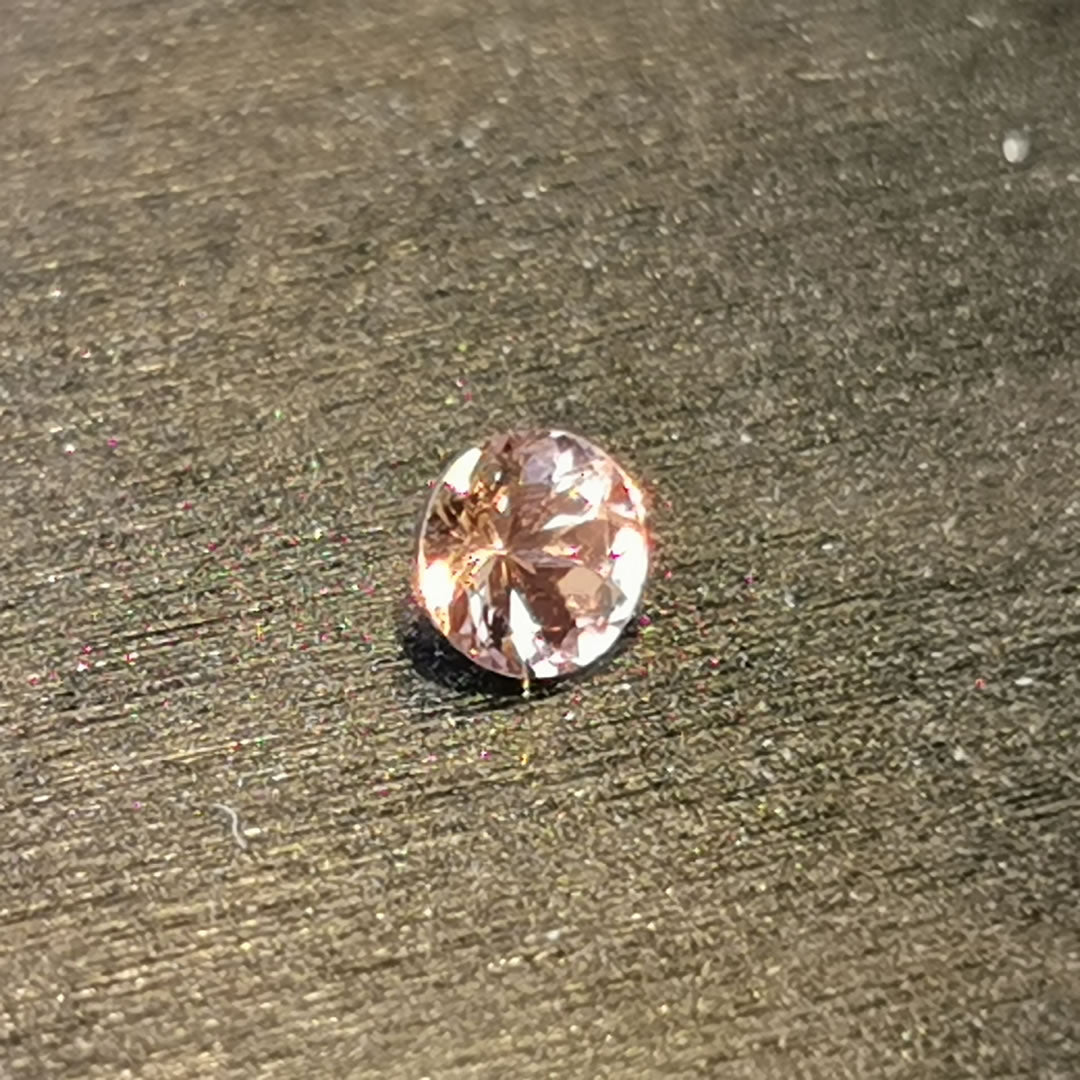 Granato cangiante taglio rotondo 0,29 ct