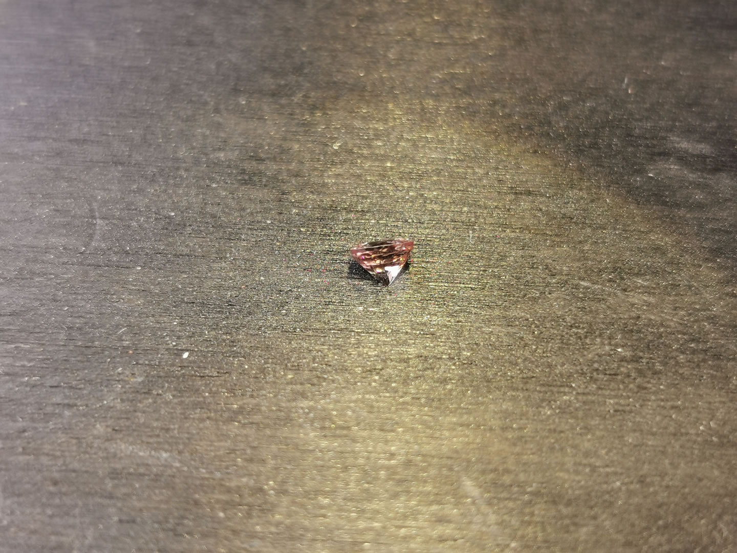 Granato cangiante taglio rotondo 0,29 ct