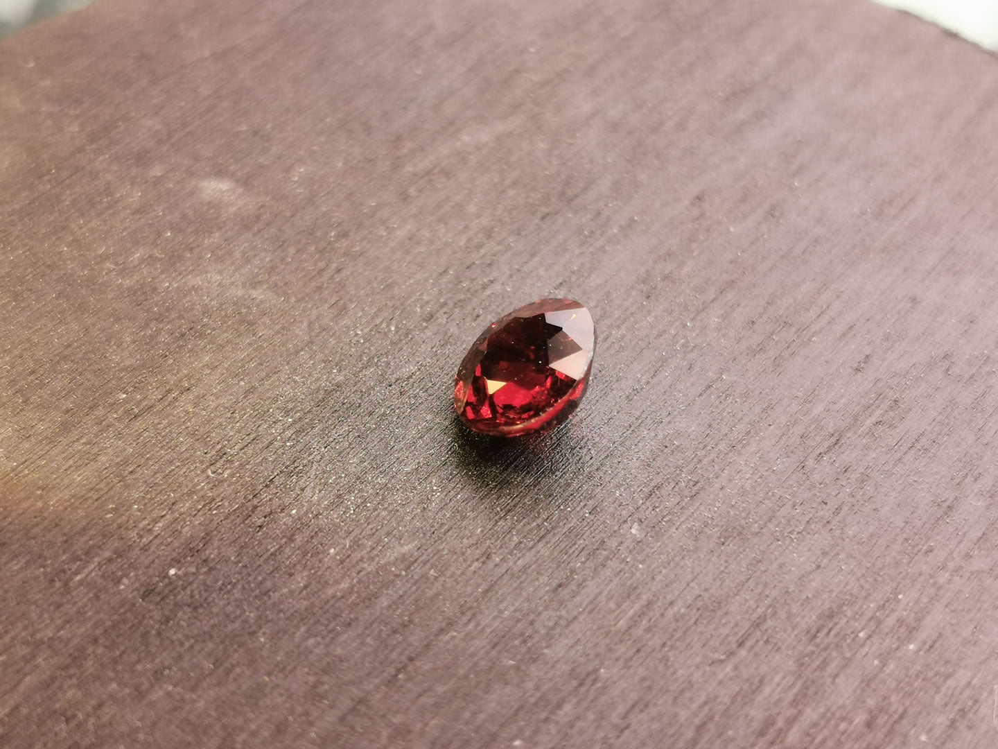 Granato Piropo-Almandino taglio ovale 2,02 ct