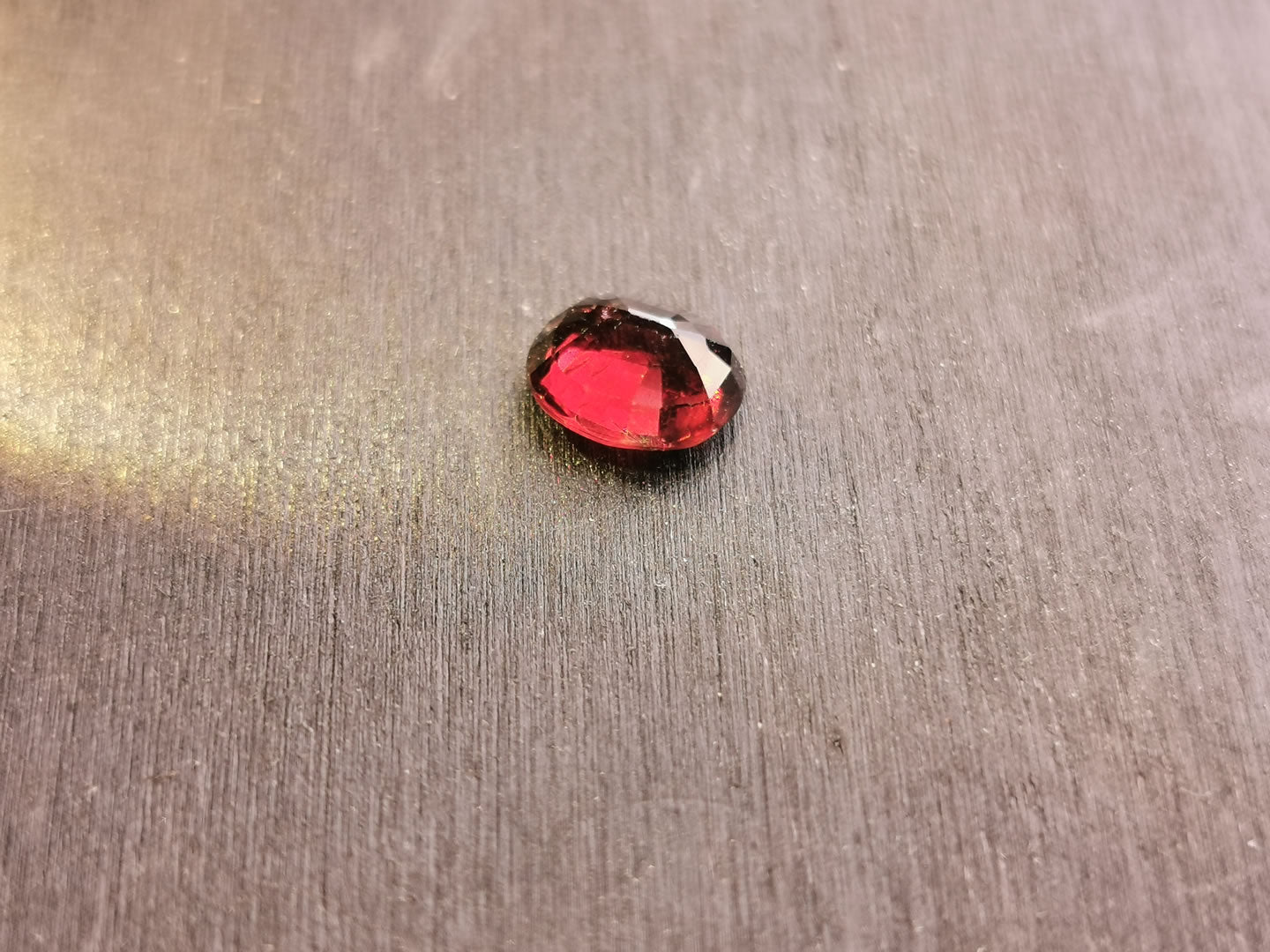 Granato Piropo-Almandino taglio ovale 2,02 ct