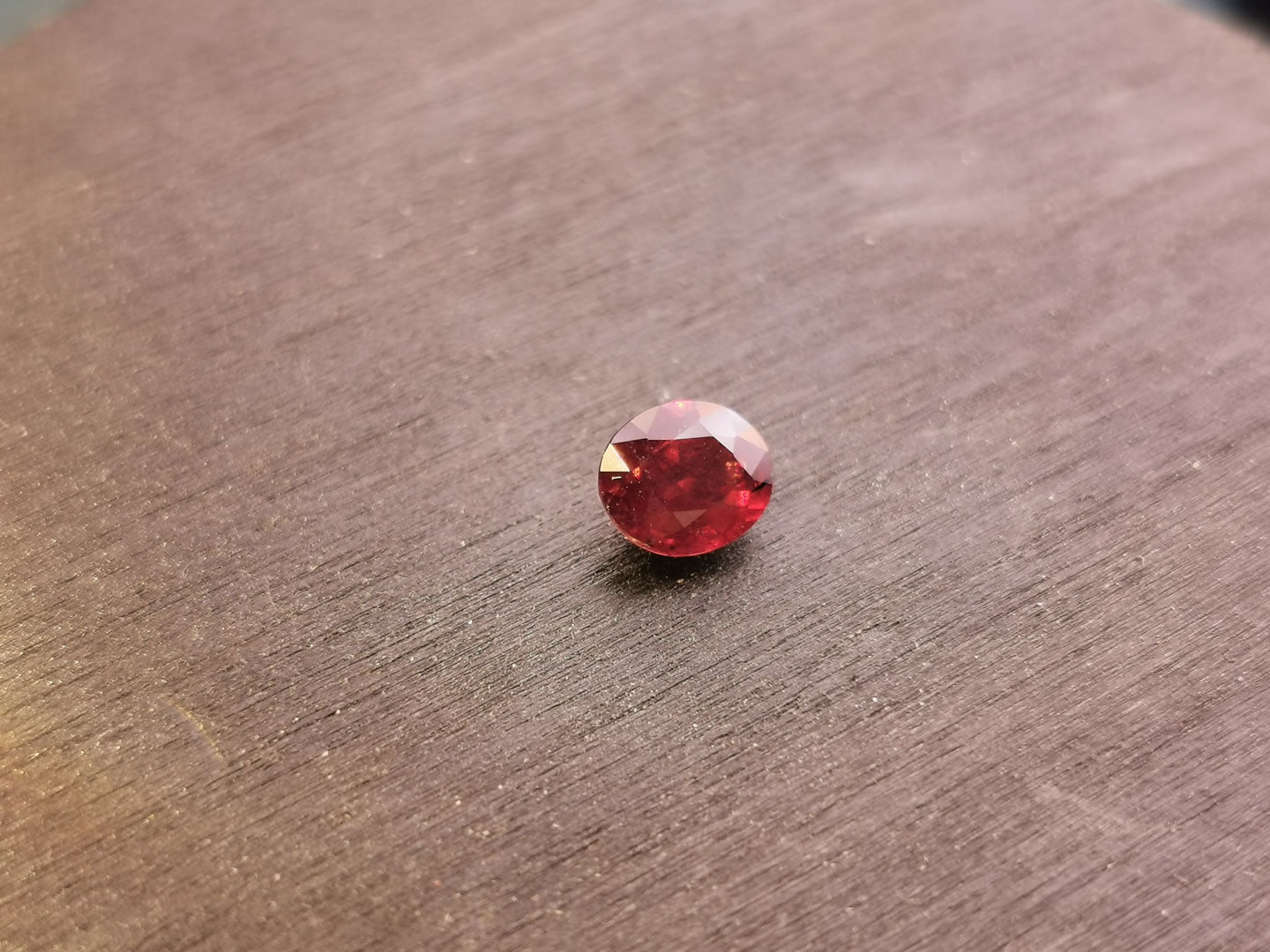 Granato Piropo-Almandino taglio ovale 1,06 ct