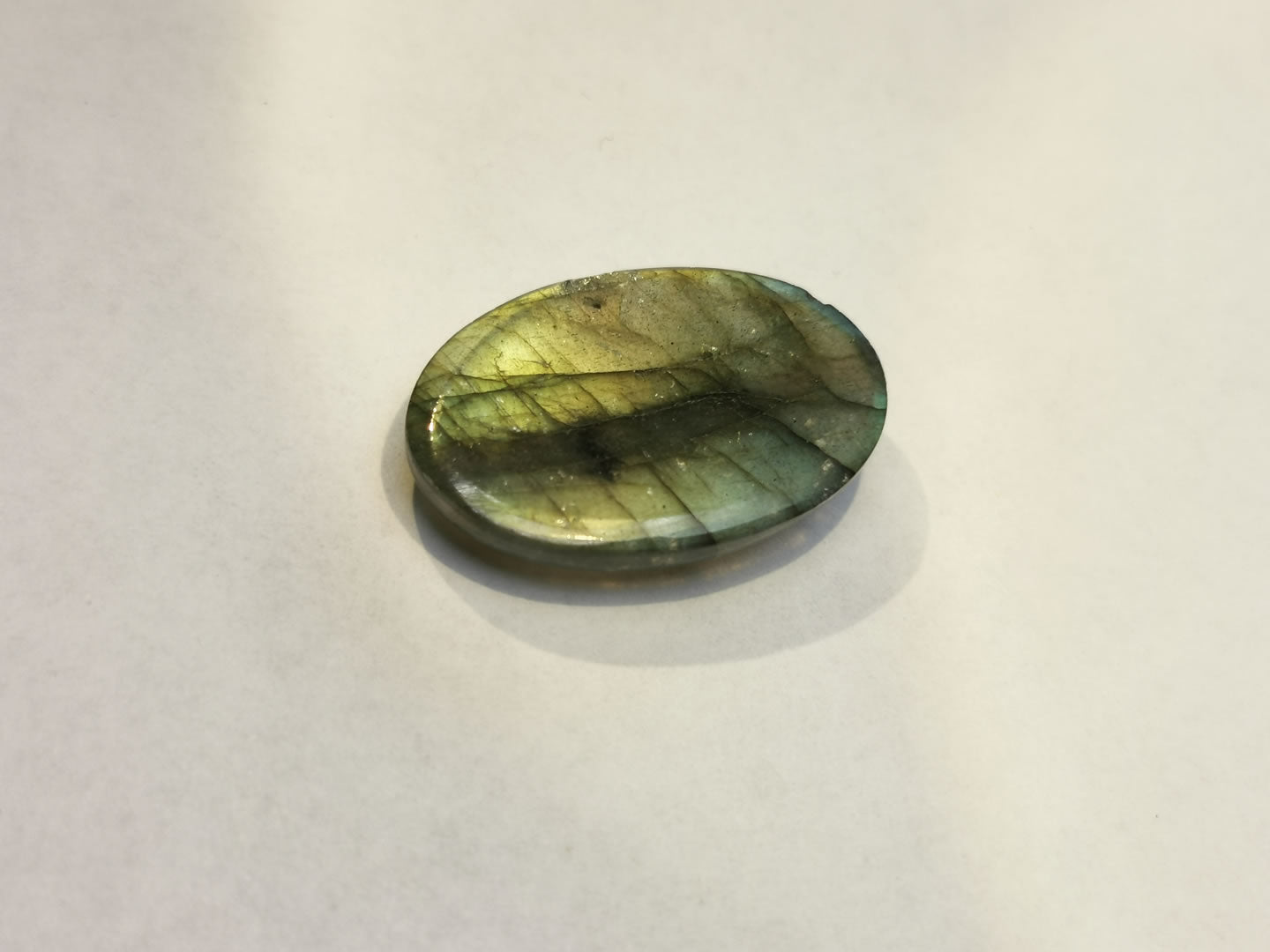 Labradorite taglio ovale cabochon 19,60 ct