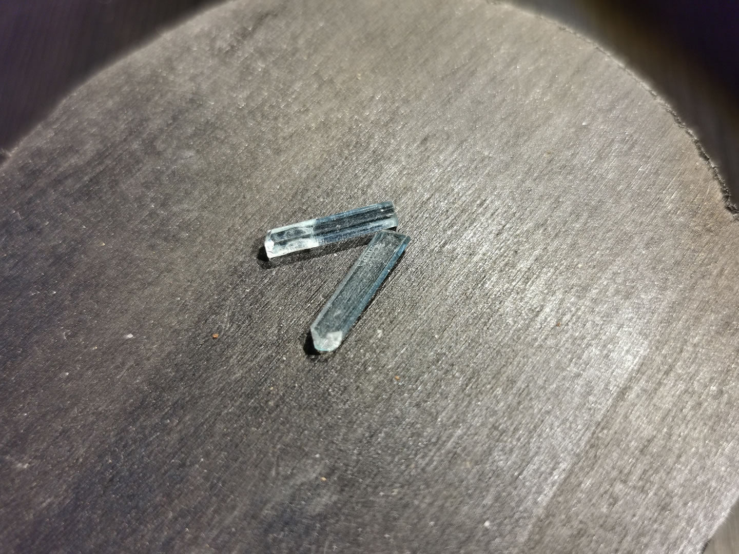 Coppia di Acquamarine grezze 1,95 ct