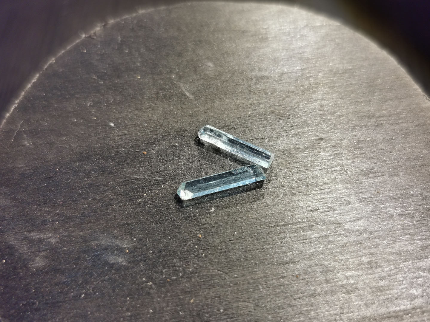 Coppia di Acquamarine grezze 1,95 ct