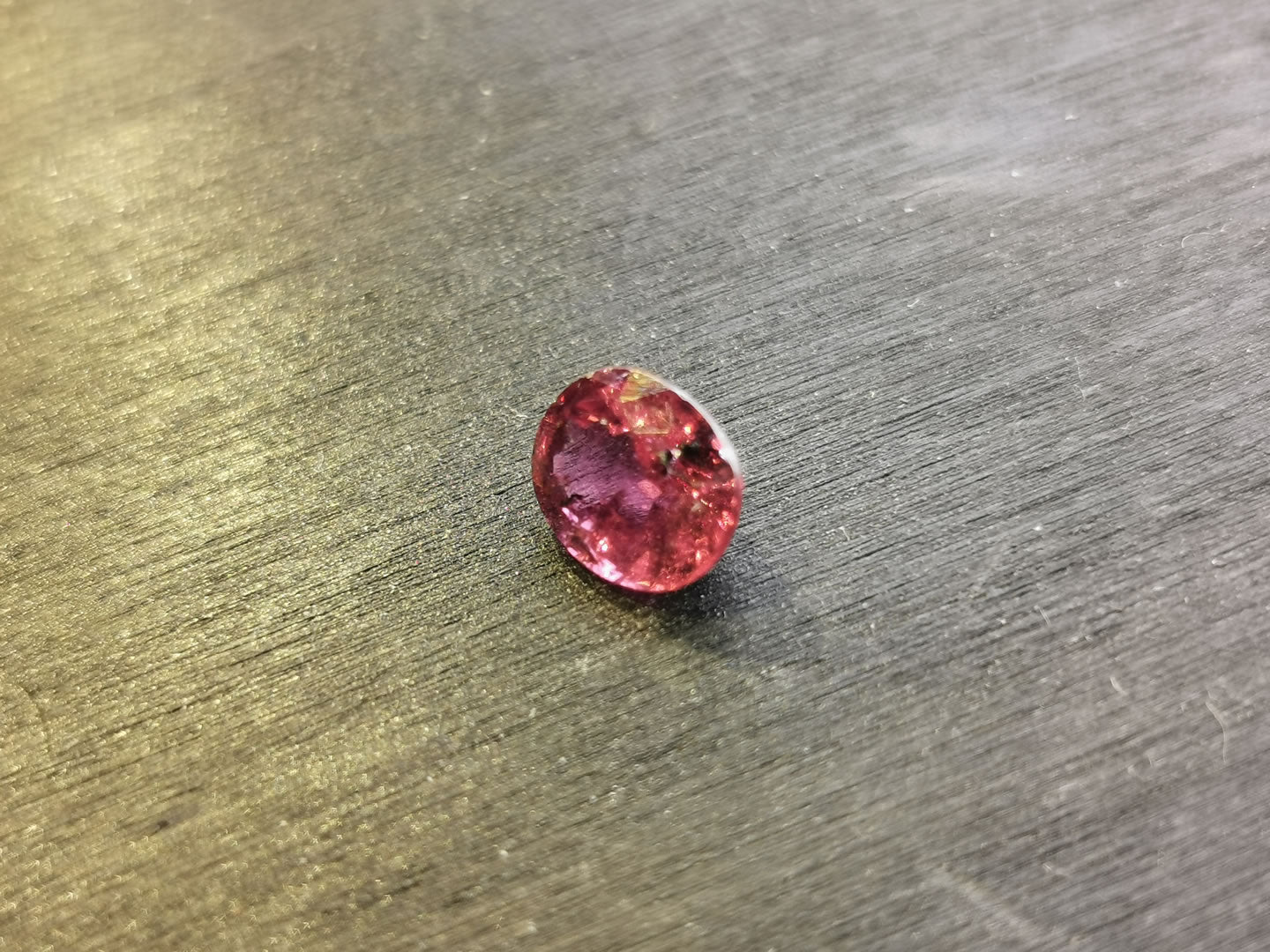 Granato Rodolite taglio ovale 1,81 ct