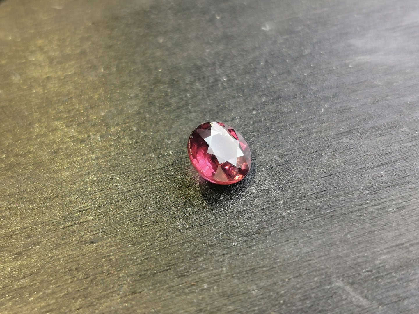 Granato Rodolite taglio rotondo 1,41 ct