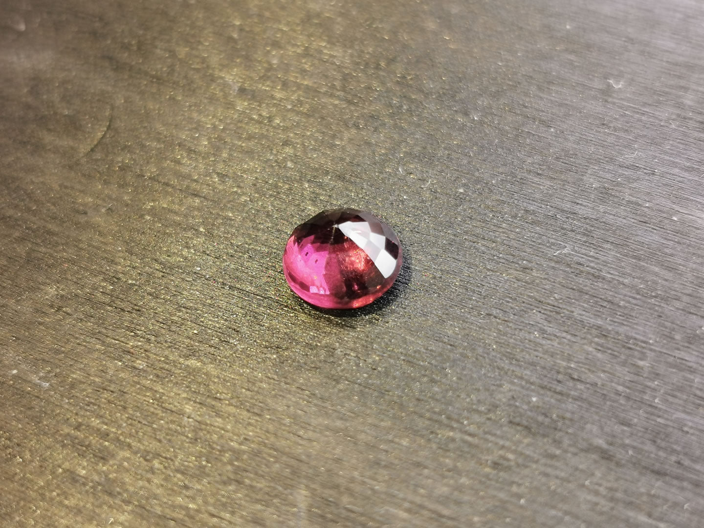 Granato Rodolite taglio rotondo 1,41 ct