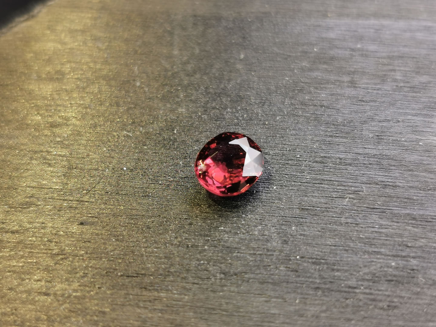 Granato Piropo-Almandino taglio ovale 1,45 ct
