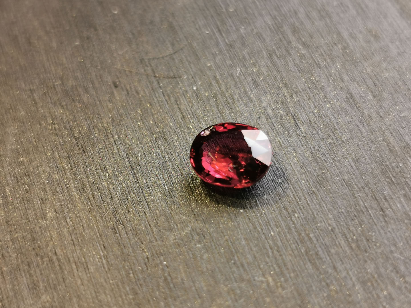 Granato Piropo-Almandino taglio ovale 1,45 ct