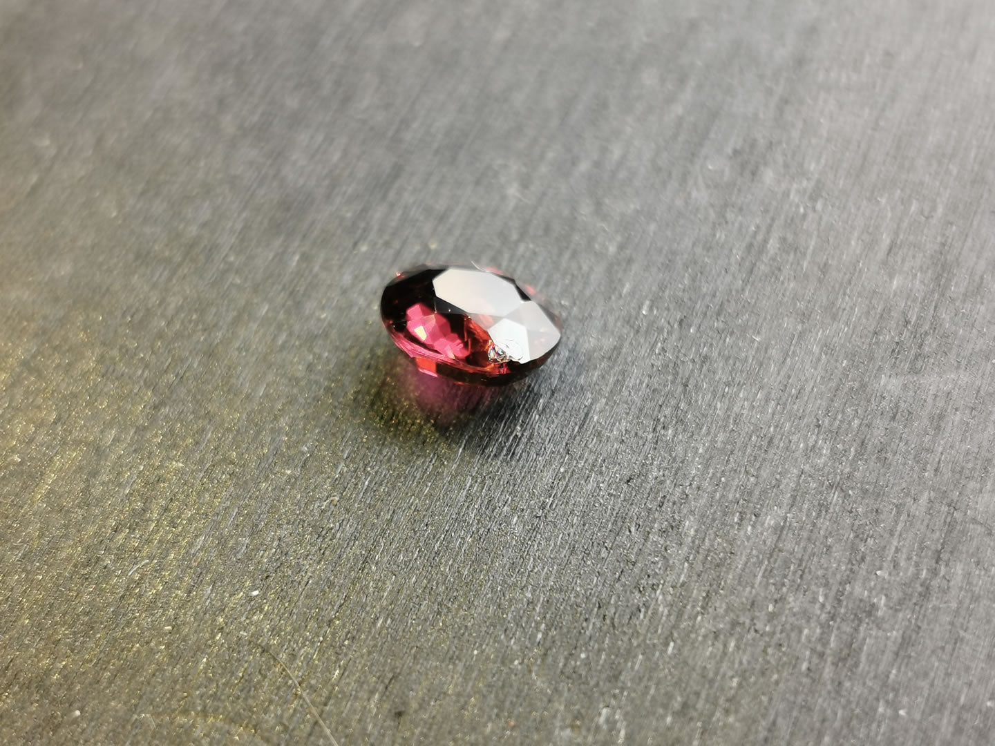 Granato Piropo-Almandino taglio ovale 1,45 ct