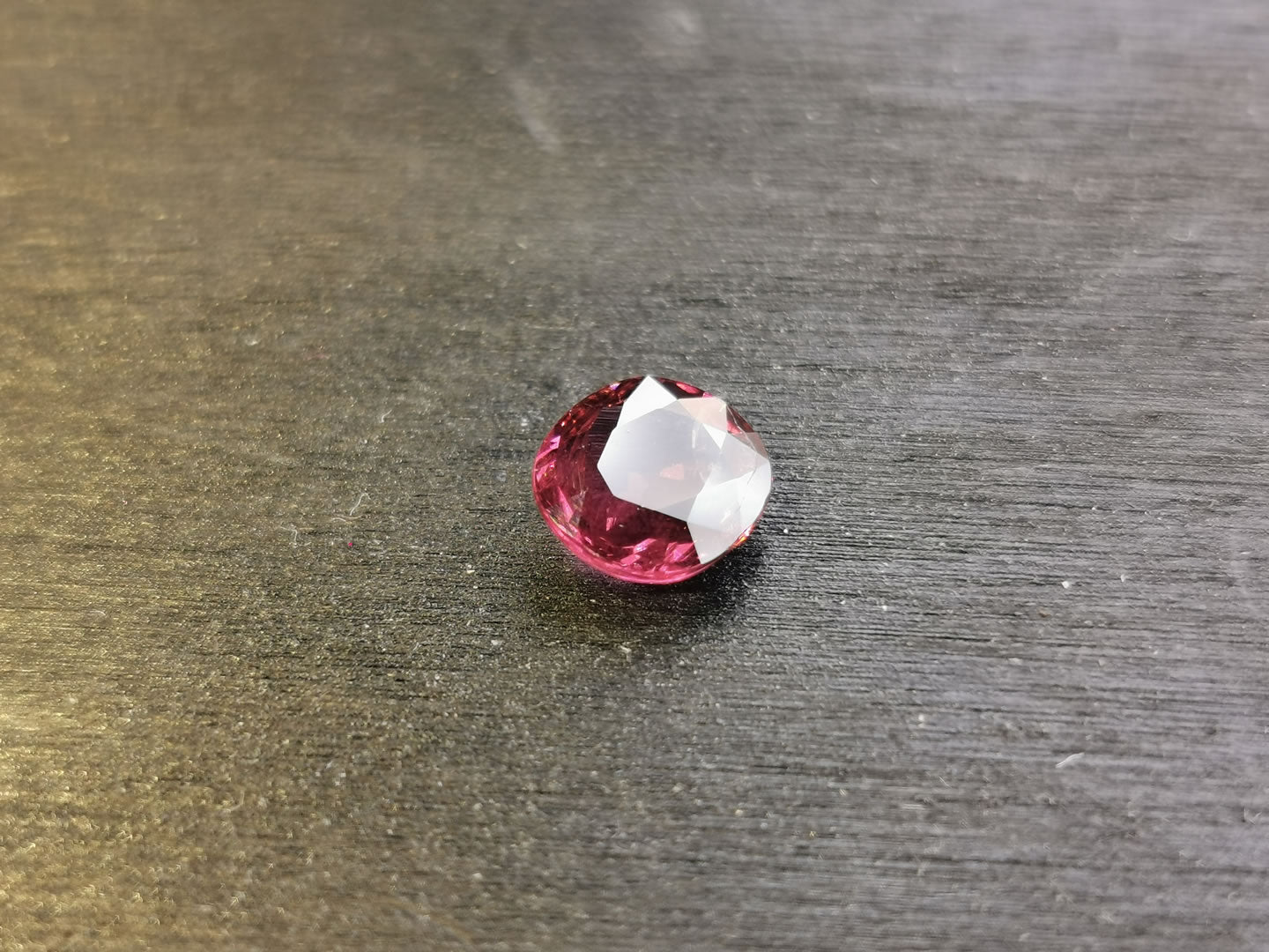 Granato Rodolite taglio cuscino 1,33 ct