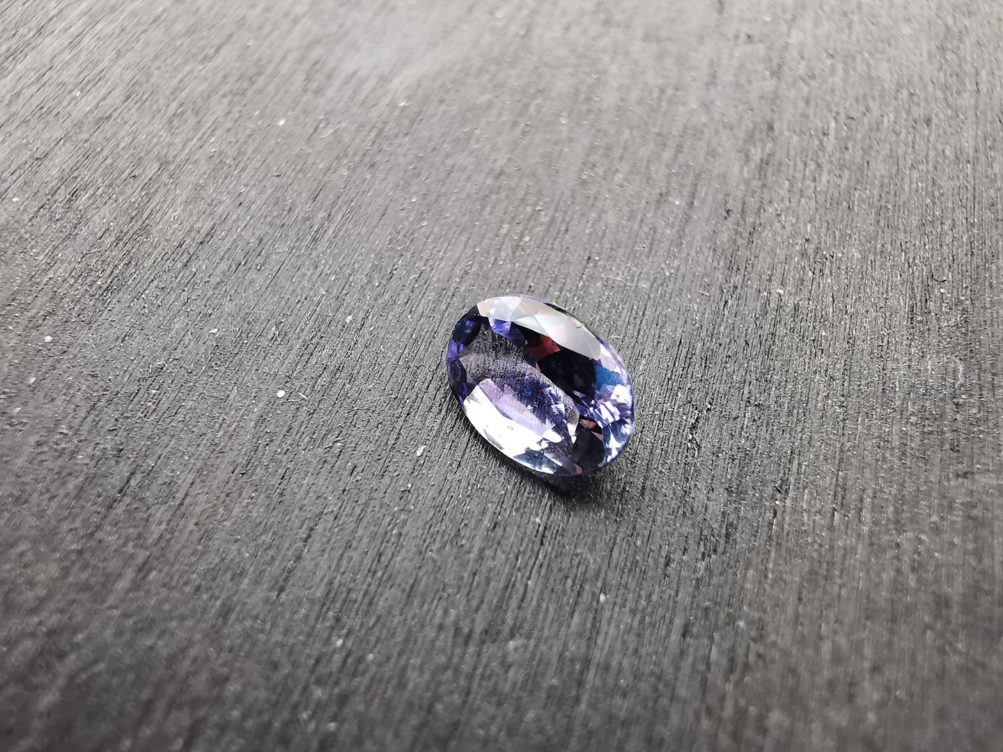 Tanzanite taglio ovale 0,76 ct