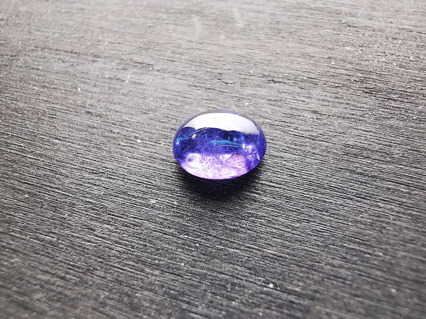 Tanzanite taglio ovale doppio cabochon 1,56 ct