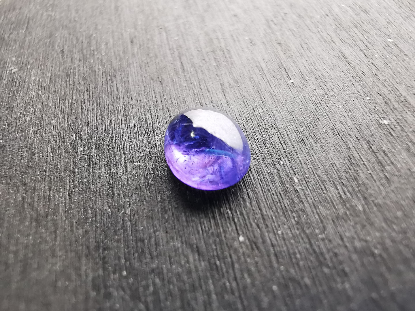 Tanzanite taglio ovale doppio cabochon 1,56 ct