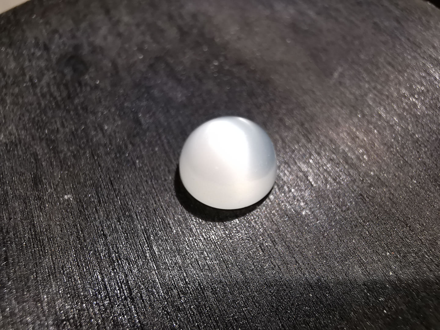 Adularia Pietra di Luna taglio rotondo cabochon 2,89 ct