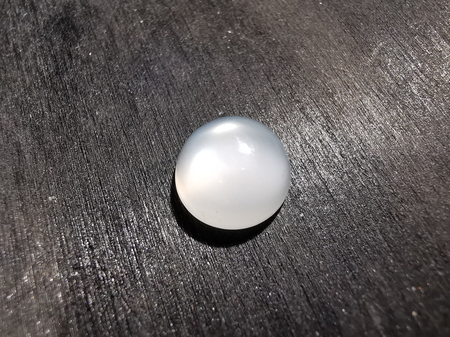 Adularia Pietra di Luna taglio rotondo cabochon 2,89 ct