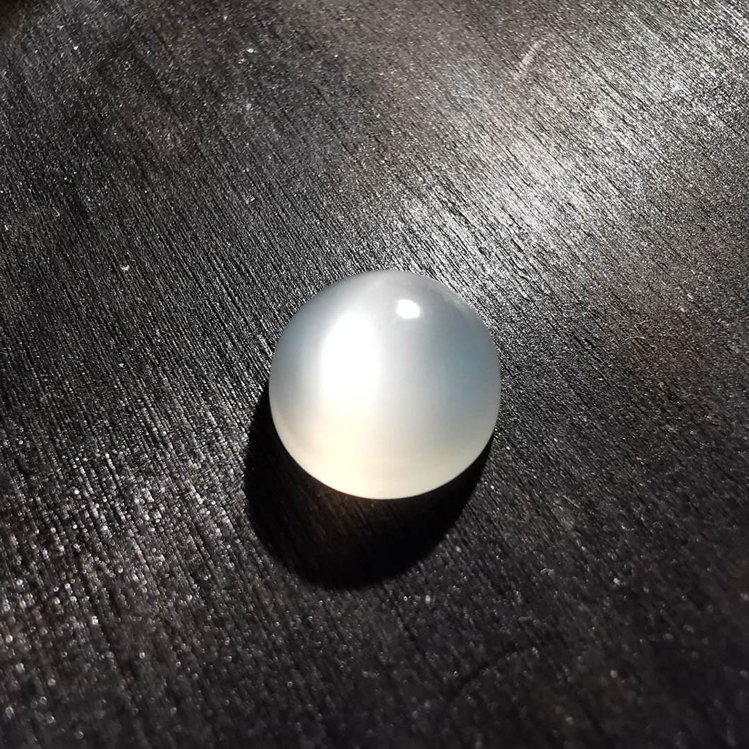 Adularia Pietra di Luna taglio rotondo cabochon 2,89 ct