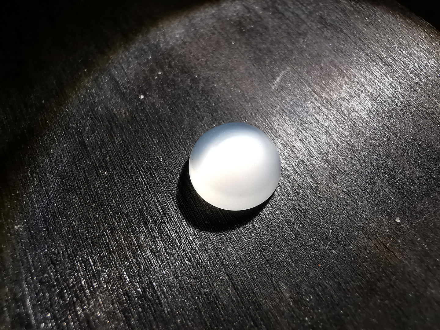 Adularia Pietra di Luna taglio rotondo cabochon 2,89 ct