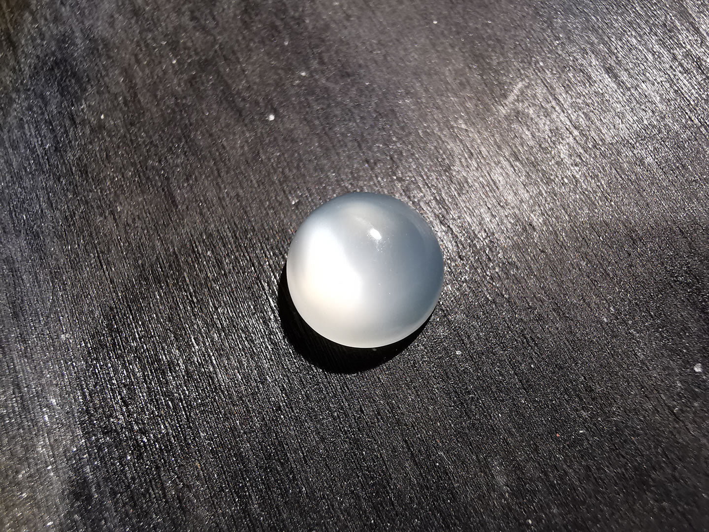 Adularia Pietra di Luna taglio rotondo cabochon 2,89 ct