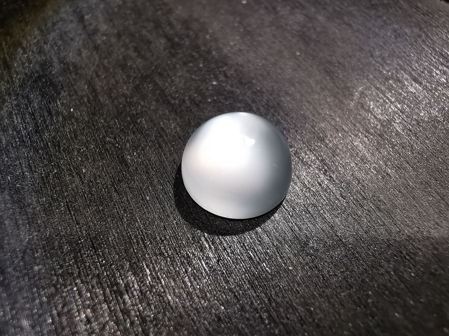 Adularia Pietra di Luna taglio rotondo cabochon 2,89 ct