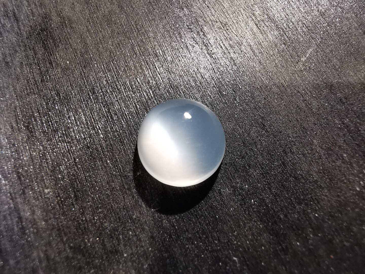 Adularia Pietra di Luna taglio rotondo cabochon 2,89 ct