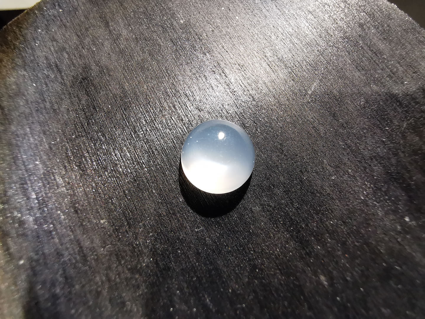Adularia Pietra di Luna taglio rotondo cabochon 2,89 ct