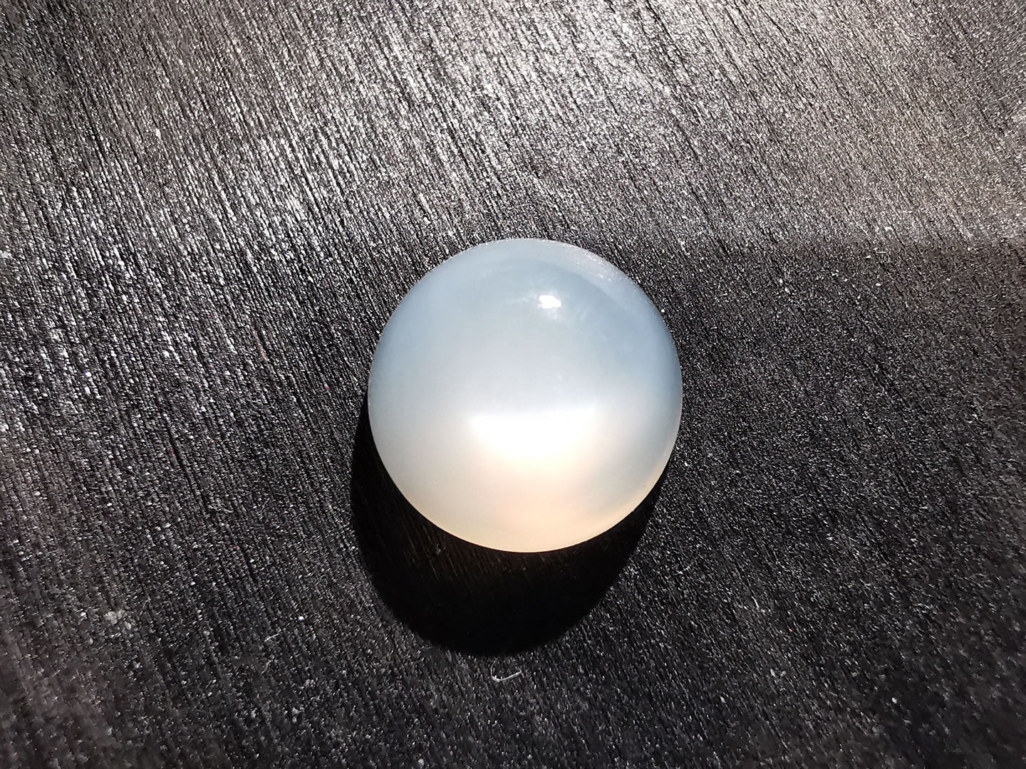 Adularia Pietra di Luna taglio rotondo cabochon 2,89 ct