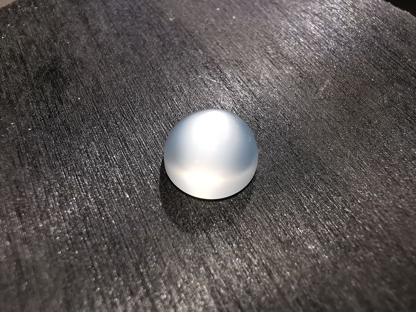 Adularia Pietra di Luna taglio rotondo cabochon 2,89 ct