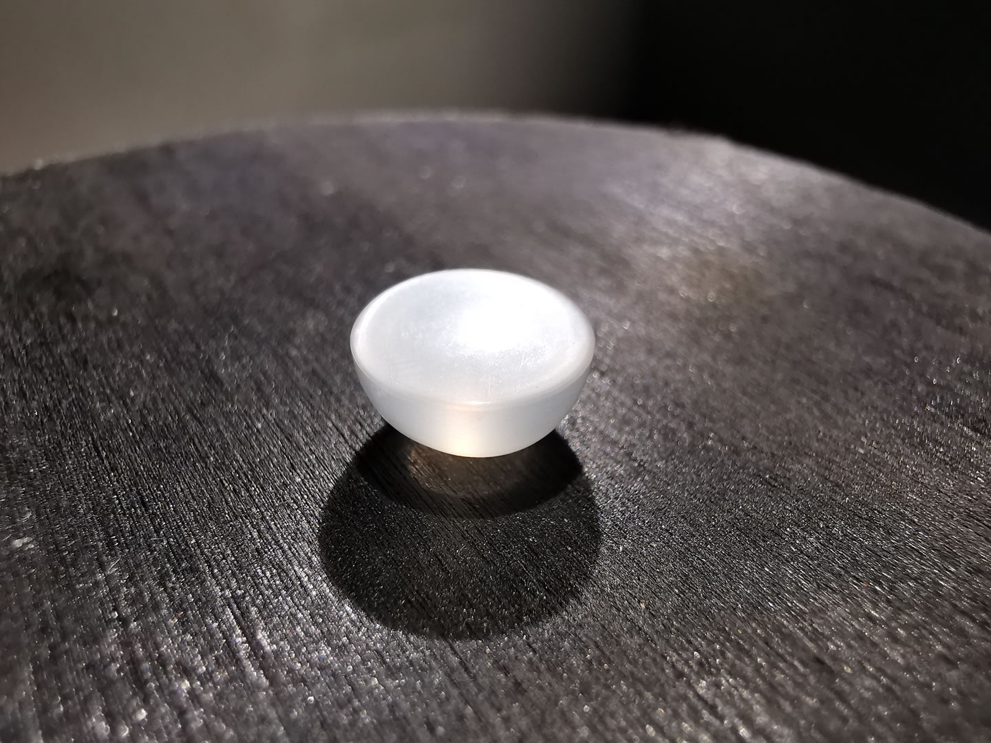 Adularia Pietra di Luna taglio rotondo cabochon 2,89 ct