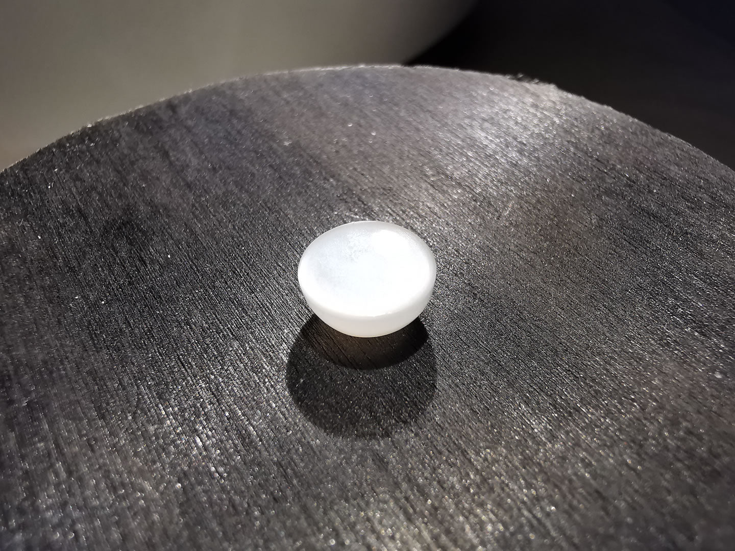Adularia Pietra di Luna taglio rotondo cabochon 2,89 ct