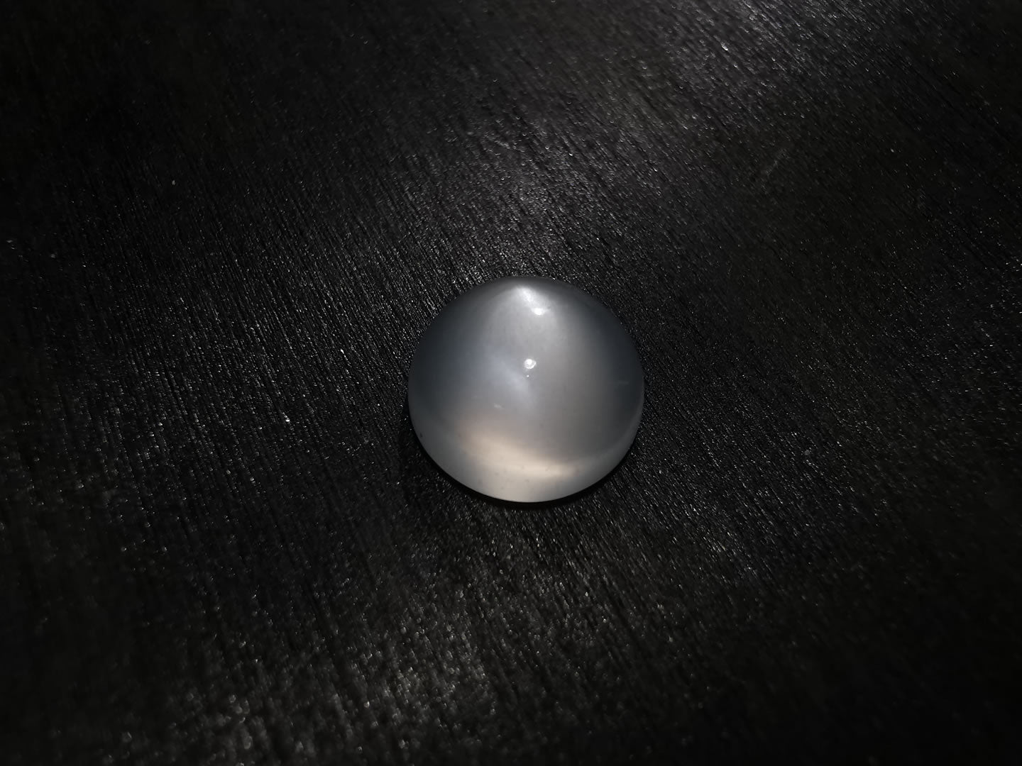 Adularia Pietra di Luna taglio rotondo cabochon 2,89 ct
