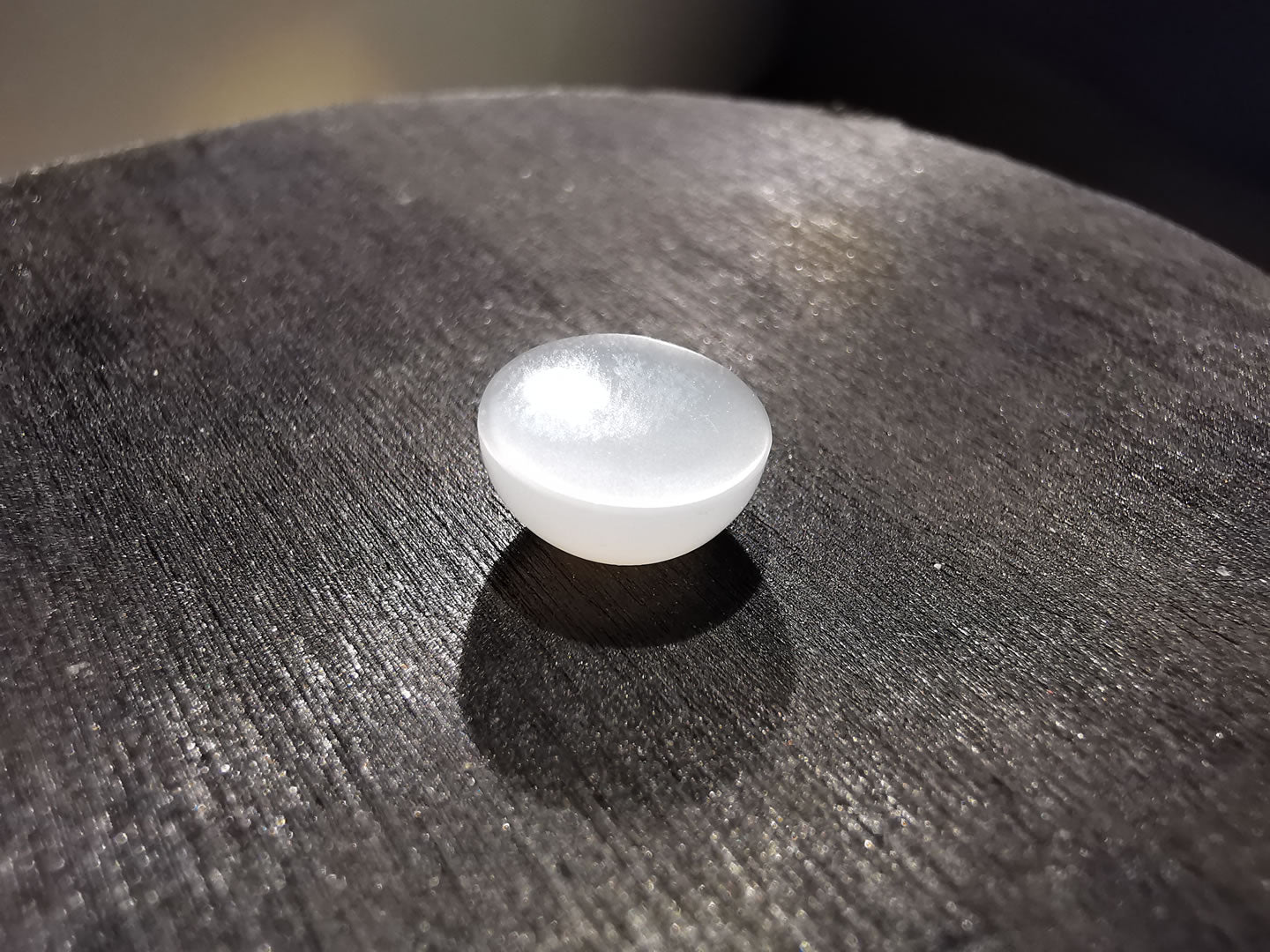 Adularia Pietra di Luna taglio rotondo cabochon 2,89 ct