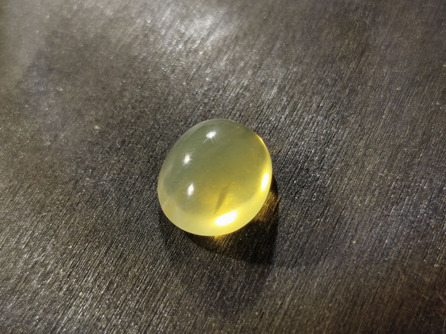 Opale di fuoco taglio cabochon ovale 5,05 ct