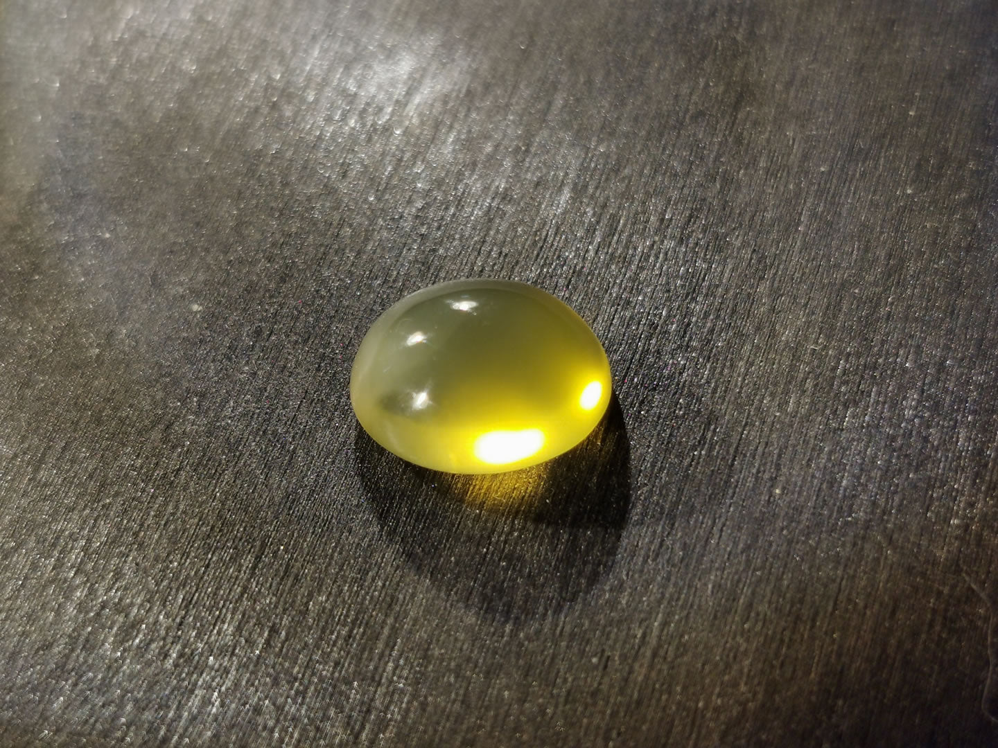 Opale di fuoco taglio cabochon ovale 4,06 ct